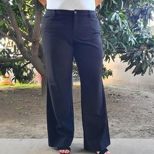 New York and Co Black Bootleg Trousers/Slacks in Size 16